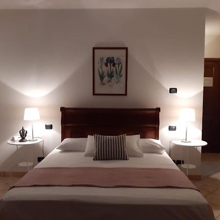 Stella D'Italia Bed & Breakfast Sparone Екстериор снимка