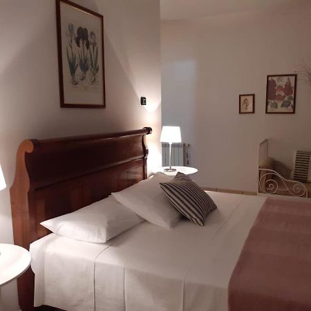 Stella D'Italia Bed & Breakfast Sparone Екстериор снимка