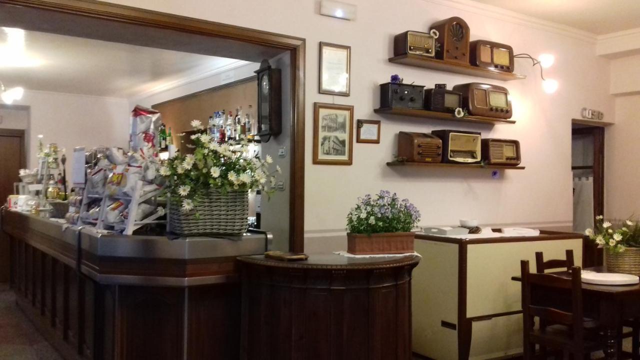 Stella D'Italia Bed & Breakfast Sparone Екстериор снимка