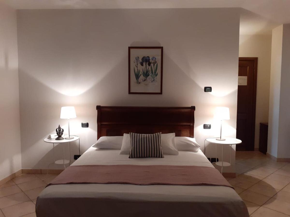 Stella D'Italia Bed & Breakfast Sparone Екстериор снимка